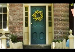 Front Door Colors That Flatter Your Home Exterior