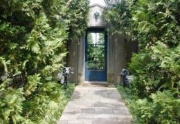 Design Ideas for Beautiful Garden Gates