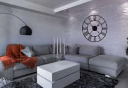 Ideas for Decorating With Large Clocks