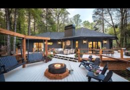 Mountain Outdoor Living Space