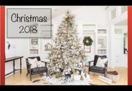 Modern Farmhouse Christmas Tree